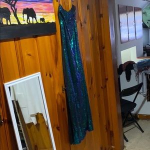 Floor length maxi skirt.